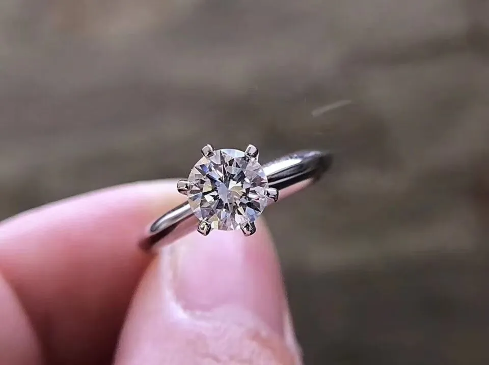 anillo solitario