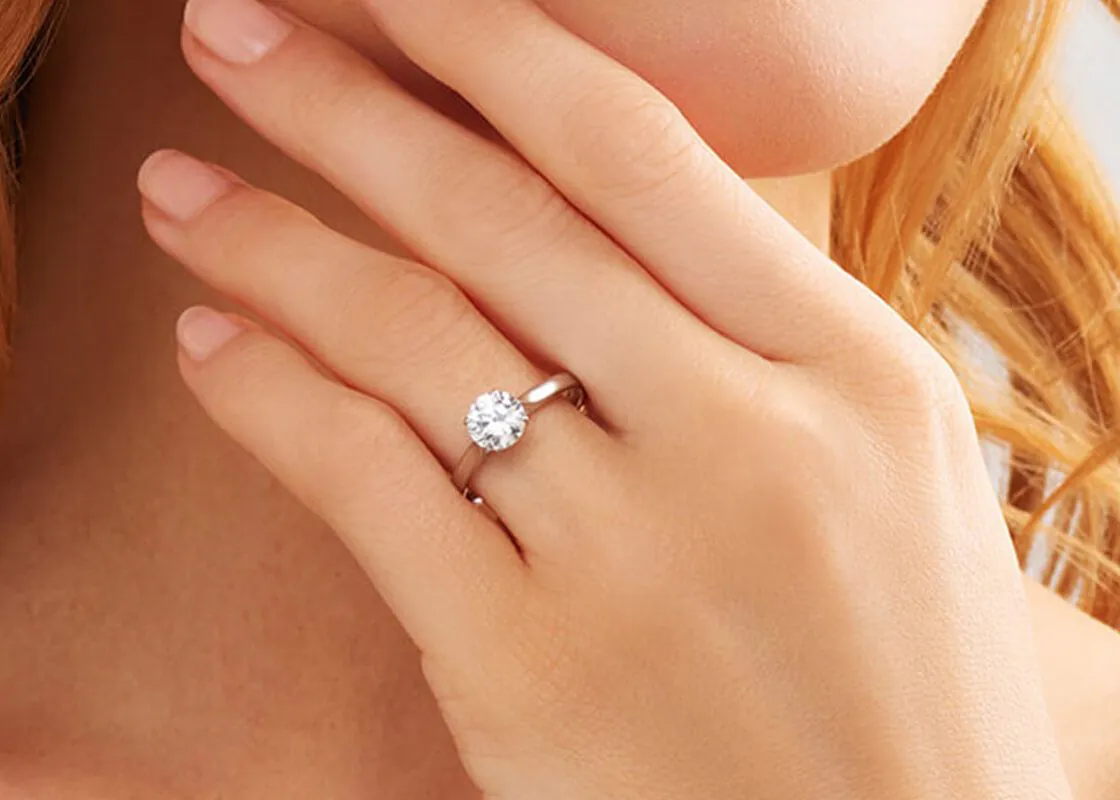 Anillo de Compromiso Contorno — Joyería Cáceres