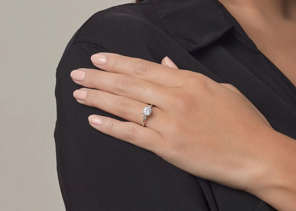 Anillo de Compromiso Primavera — Joyería Cáceres