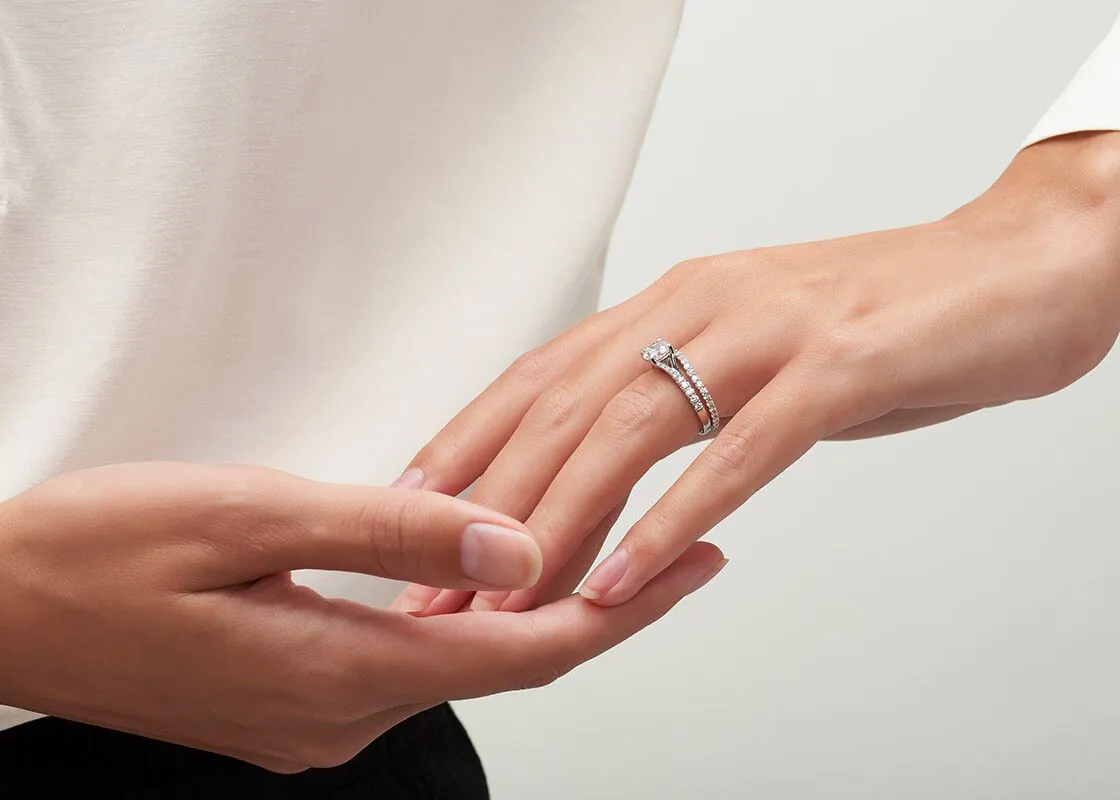 Anillo de Compromiso Valentine — Joyería Cáceres