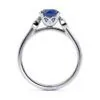 Anillo de Compromiso Primrose Zafiro en oro blanco 18k — Joyería Cáceres