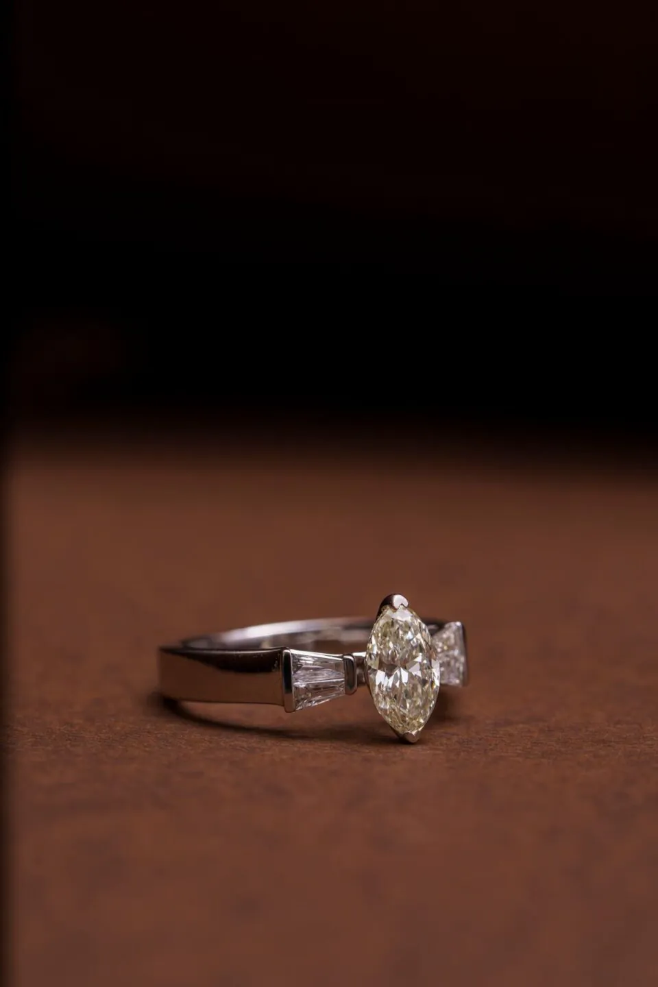 Diamante corte marquise en anillo — tamaño en milímetros